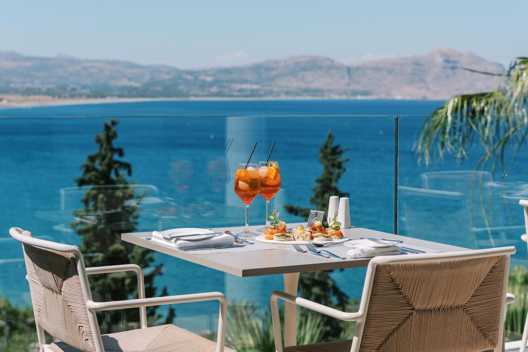 Lindos Mare, Seaside Hotel Bagian luar foto